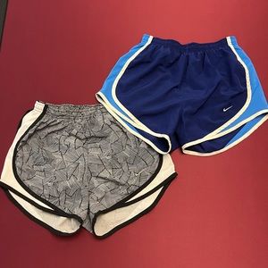 XS NIKE RUNNING SHORTS
